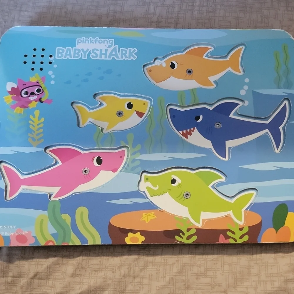 🌟Pinkfong Baby Shark Sound Wooden Puzzle, 5 Pieces